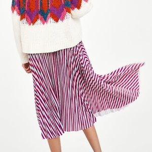 ❤️NWT Zara Accordion Pleat Stripe Pink Midi Skirt